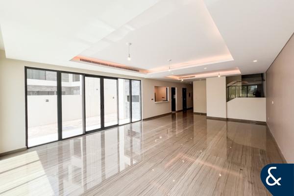 6BR Townhouse | Motivated Seller | Vacant